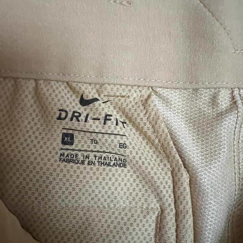 Boys Nike Dri-Fit Shorts - Picture 5 of 6